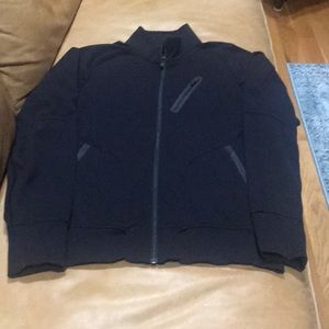 Men’s medium zip up fleece